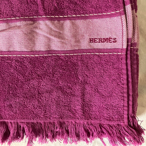 NEW HERMÈS YACHTING BEACH TOWEL - Picture 14 of 16